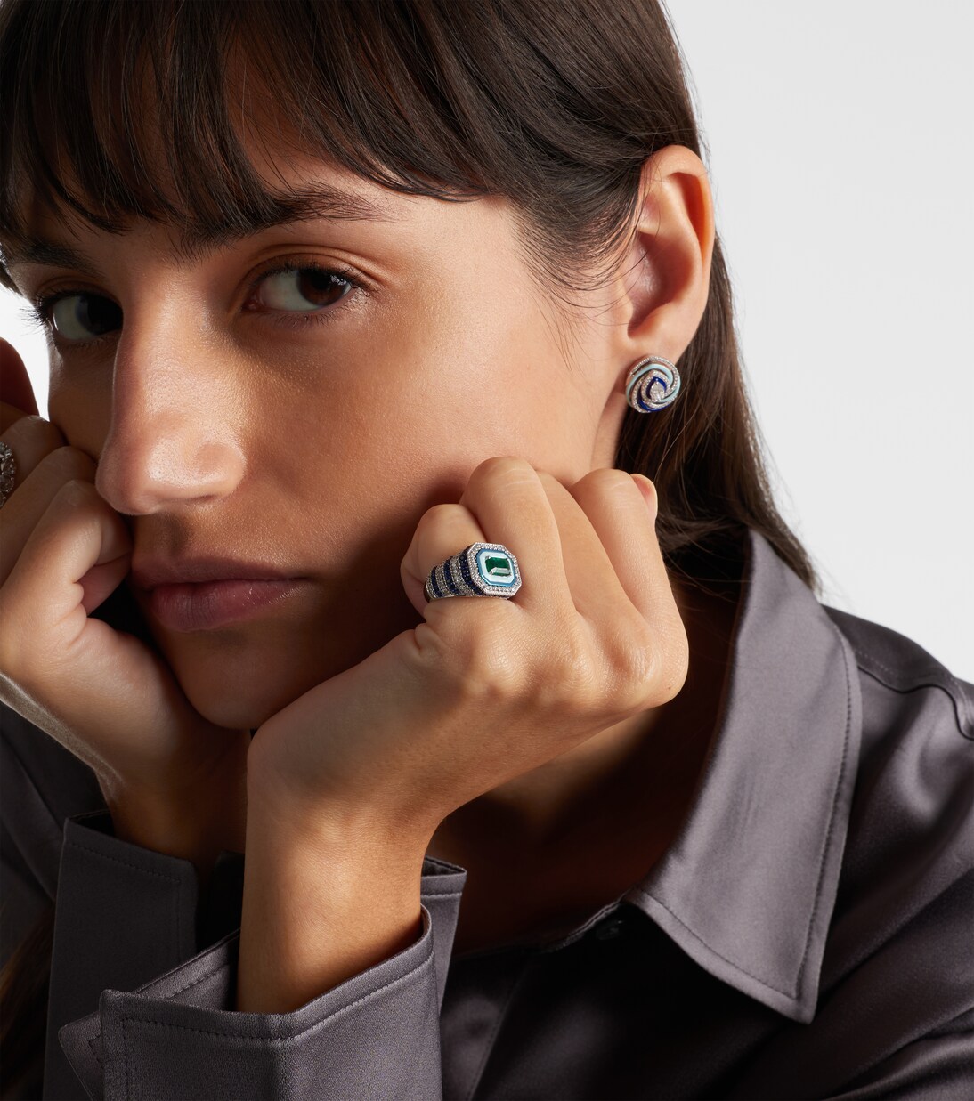 Bague d'auriculaire Twin Flame en or blanc 18 ct, diamants et émail | Kamyen