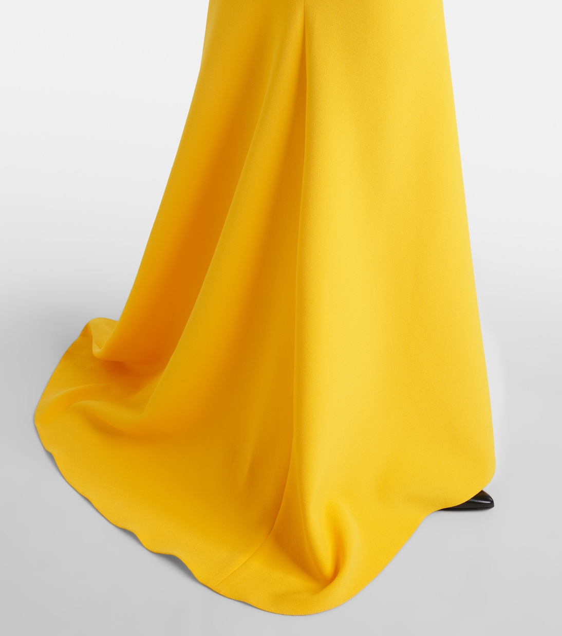 Loura off-shoulder crêpe gown | Safiyaa