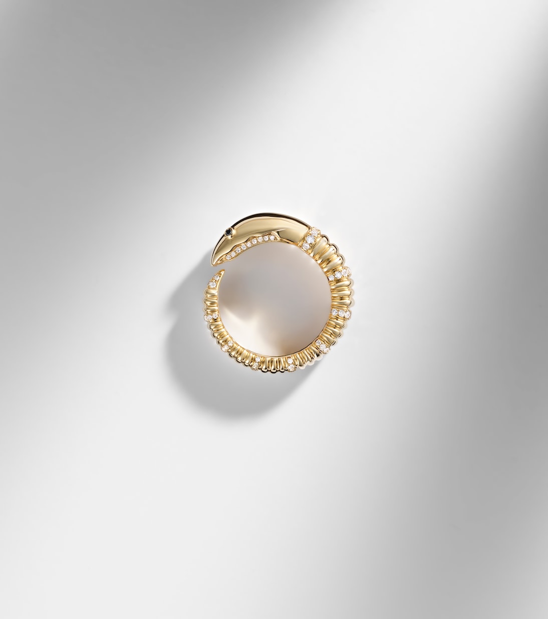 Écrevisse 9kt gold ring with diamonds | Yvonne Léon
