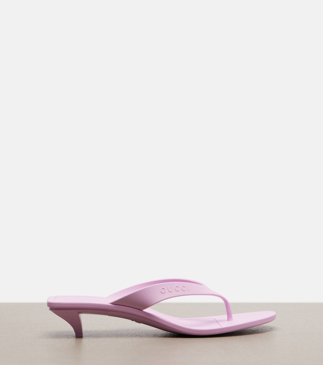 Vittoria thong sandals | Gucci