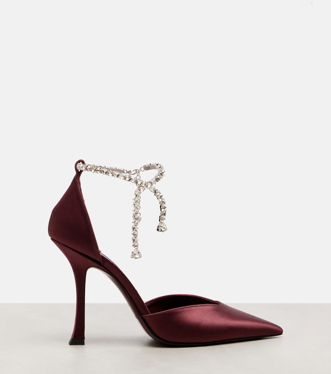 Pumps Stevie 100 aus Satin mit Kristallen | Jimmy Choo