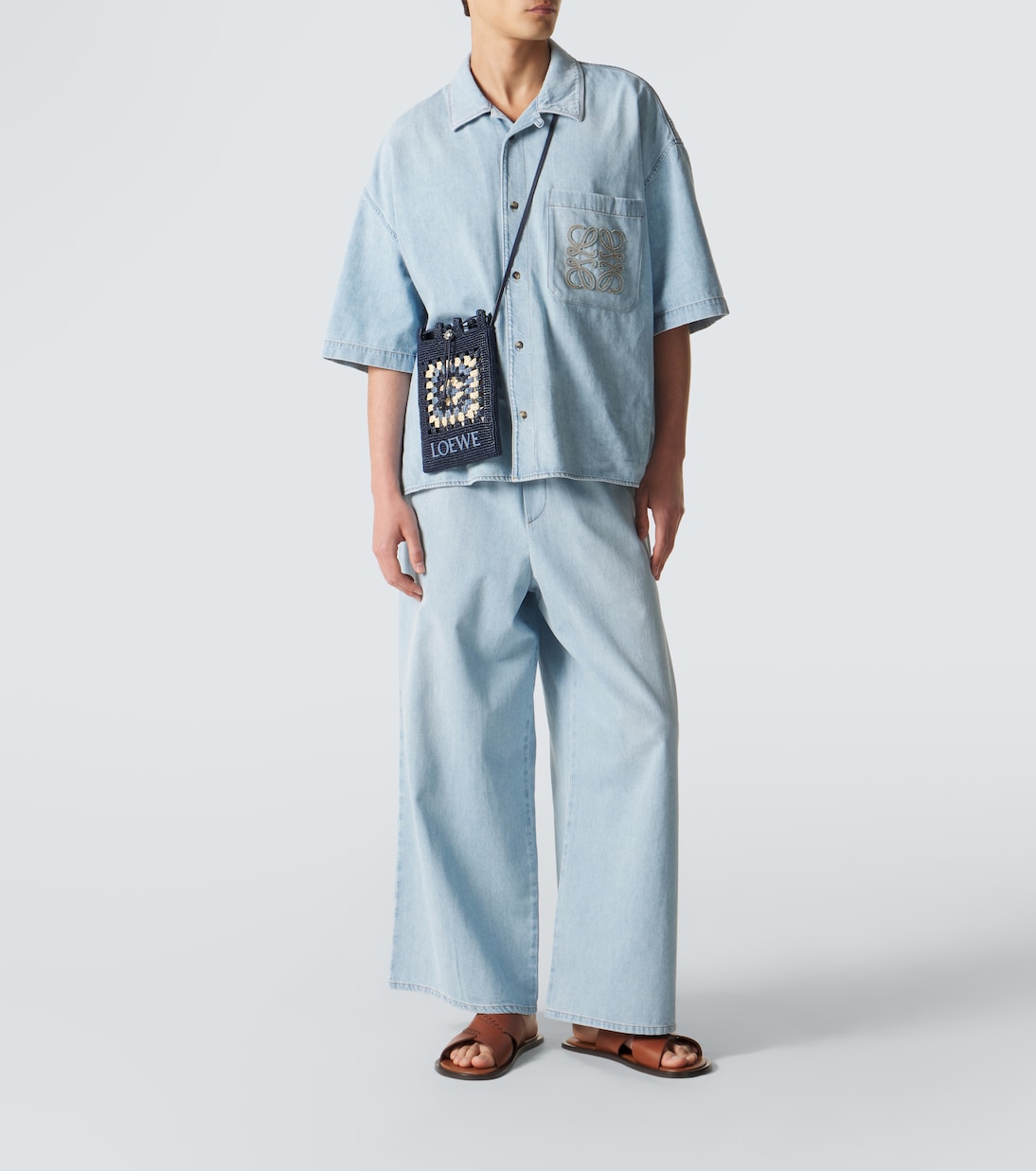 Paula's Ibiza Etui mit Riemen aus Raffiabast | Loewe