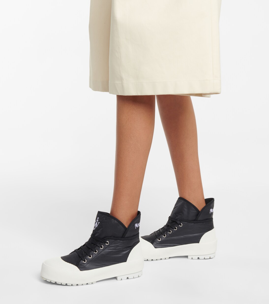 하이탑 스니커즈 | JW Anderson