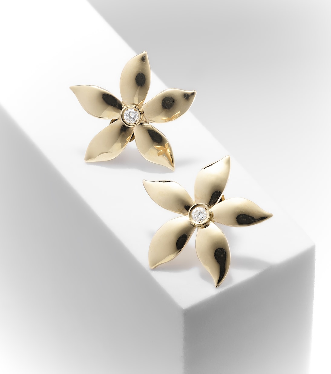 Boucles d'oreilles Golden Blossom en or 18 ct et diamants | Ileana Makri