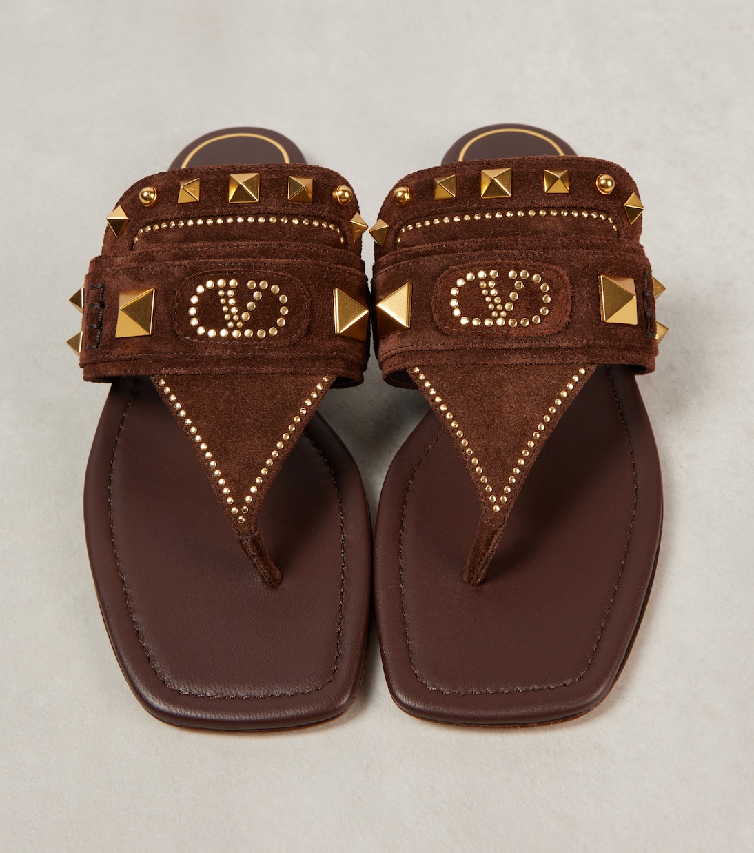 Plaster Caster studded suede thong sandals | Valentino Garavani