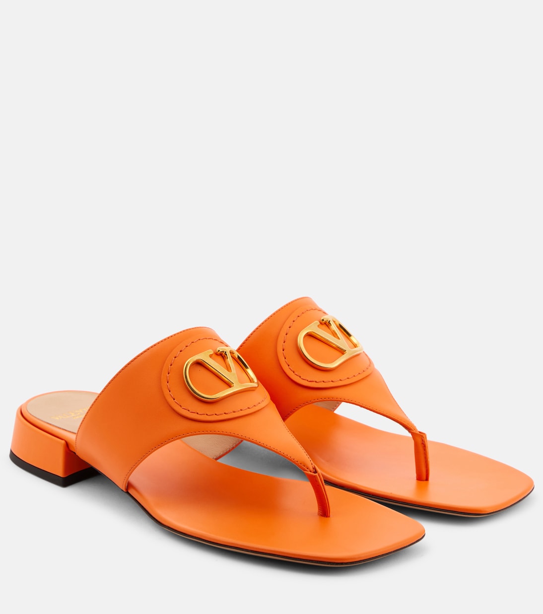 VLogo Signature leather thong sandals | Valentino Garavani