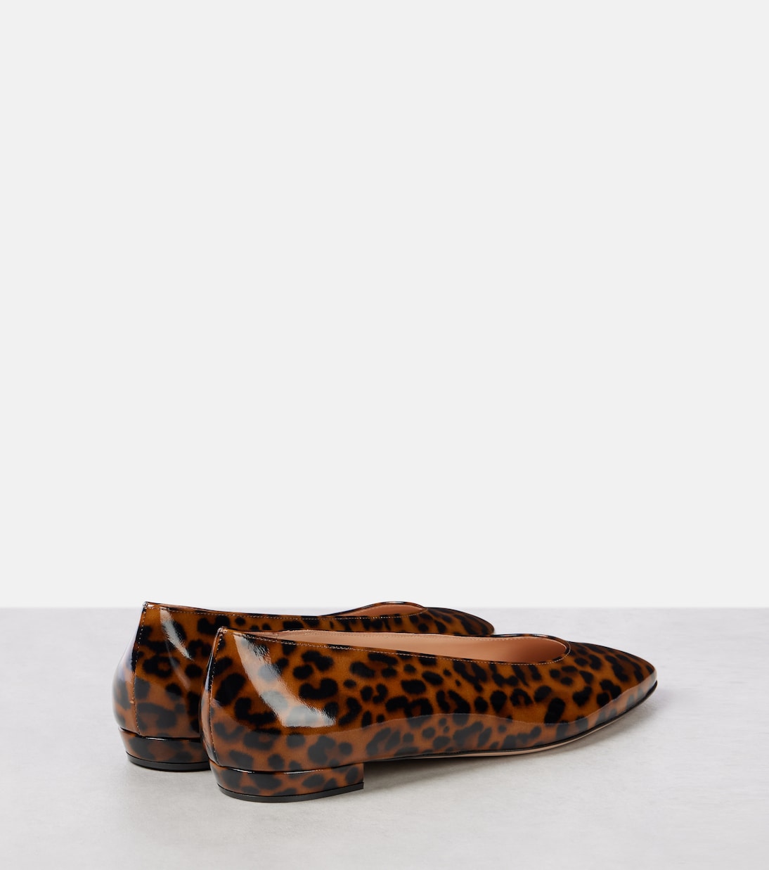 Amelia漆皮芭蕾舞平底鞋 | Gianvito Rossi