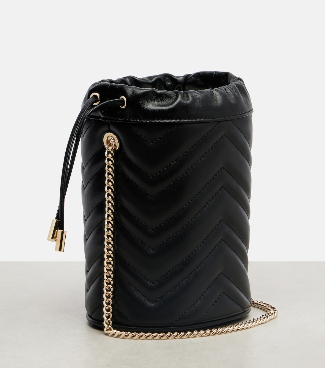GG Marmont Small leather bucket bag | Gucci