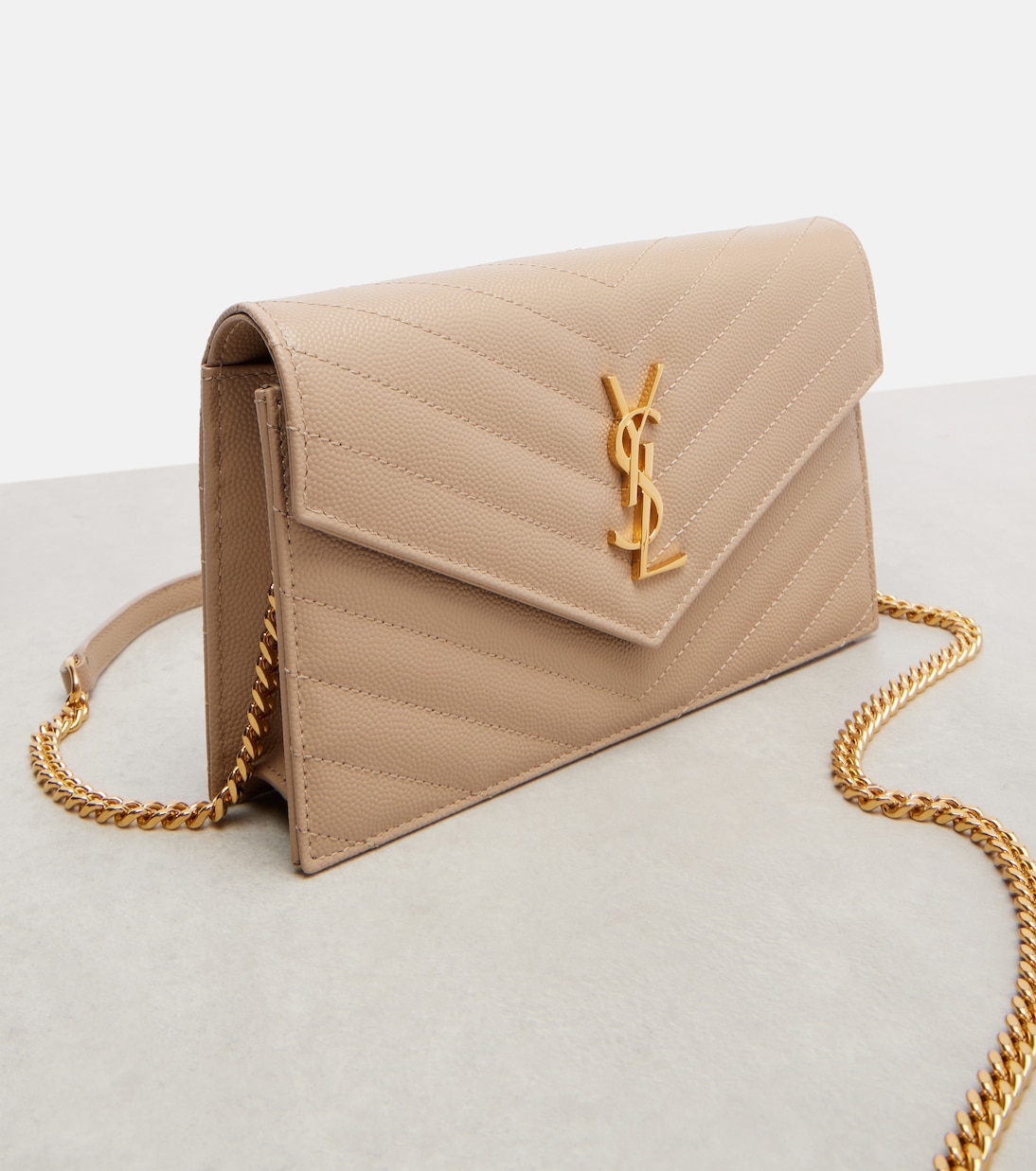 Cassandre matelassé envelope leather wallet on chain | Saint Laurent