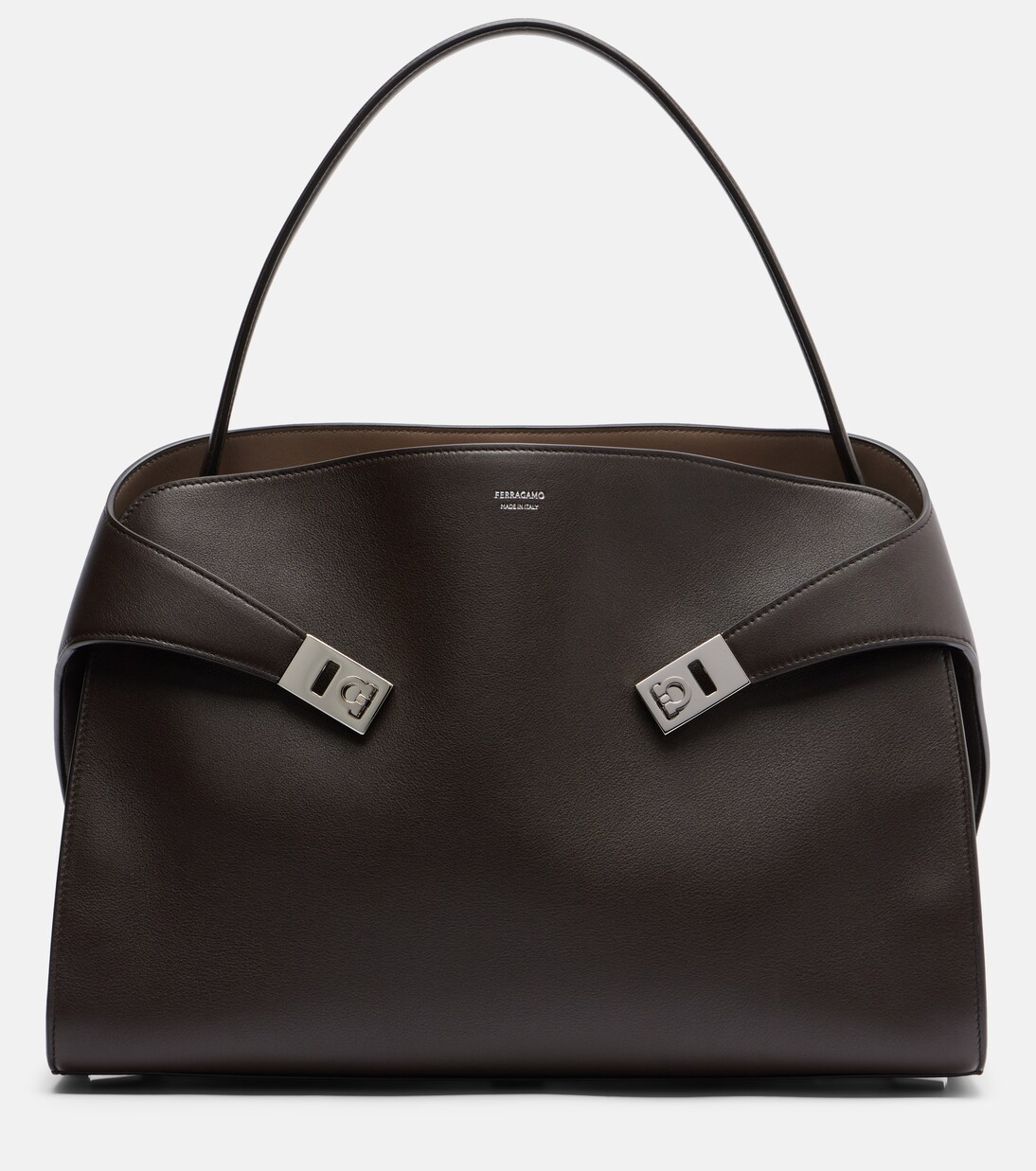 Hug Soft Medium leather shoulder bag | Ferragamo