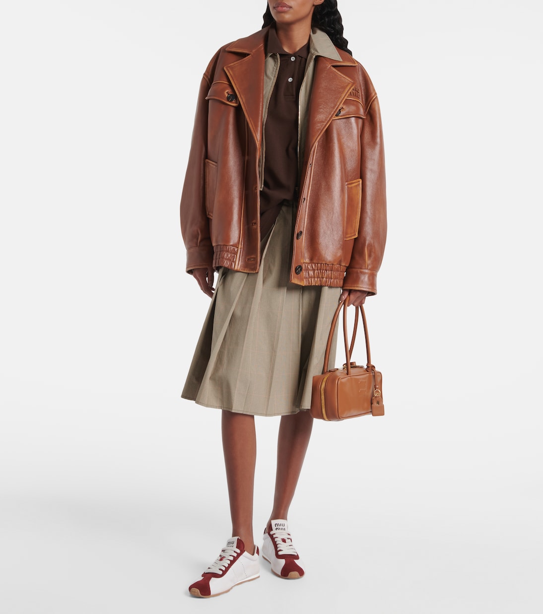 Beau logo embossed leather tote bag | Miu Miu