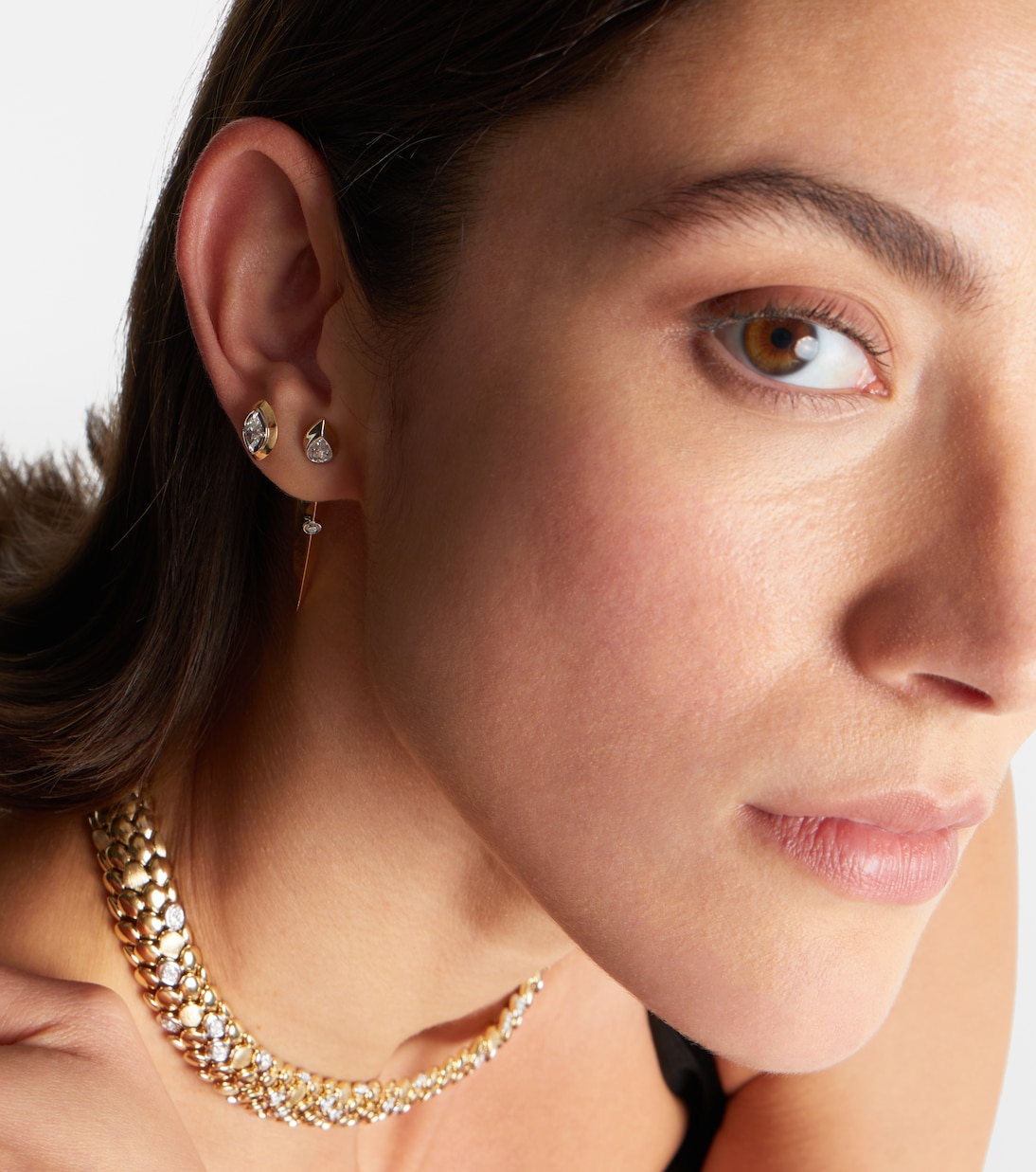 Einzelner Ohrring aus 9kt Gelbgold (375/1000) mit Diamant | Rainbow K