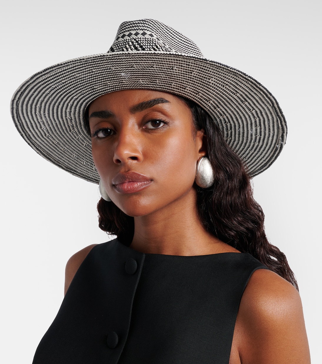 Logo hat | Ruslan Baginskiy