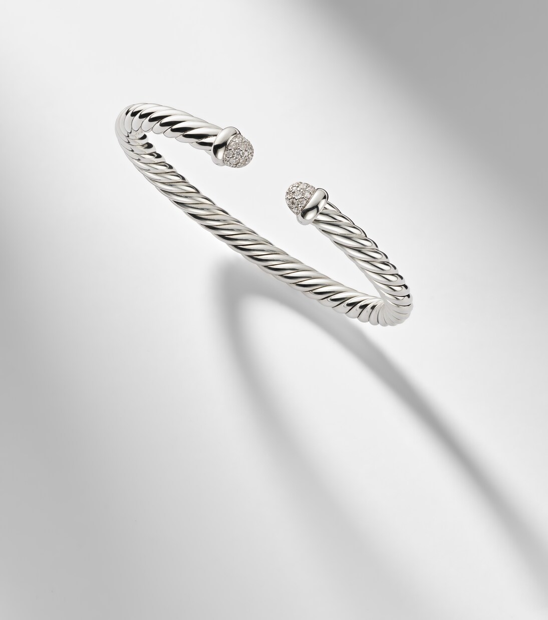 Bracelet Cable Flex® en argent sterling et diamants | David Yurman