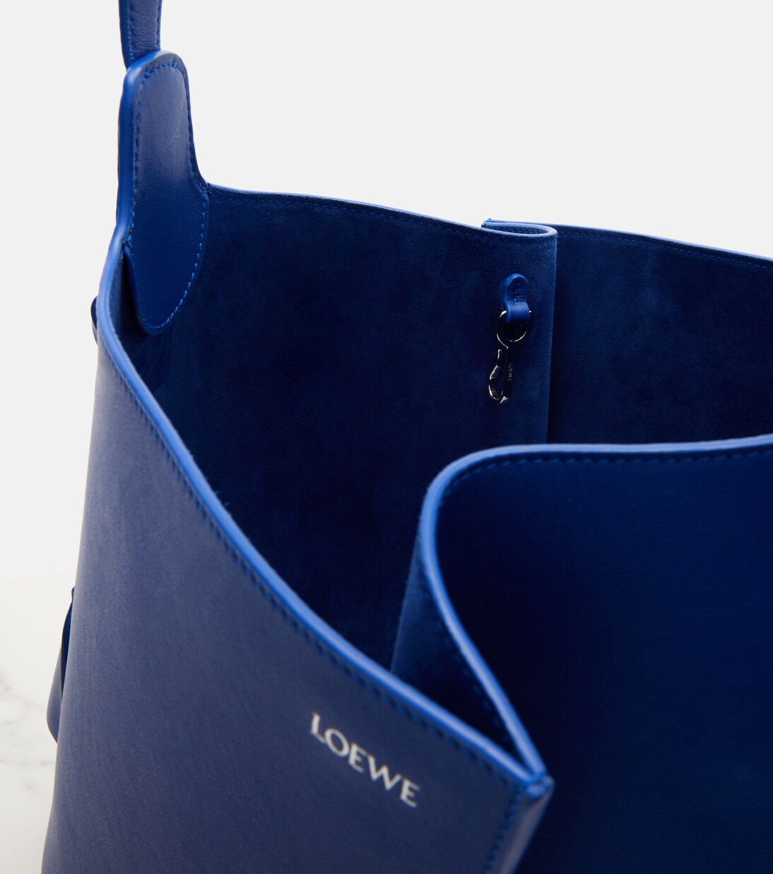 Bilbao Medium leather bucket bag | Loewe