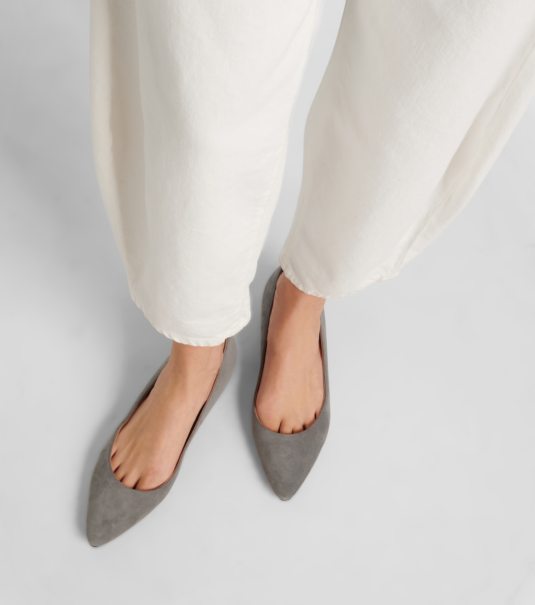 Lanza BB suede ballet flats | Manolo Blahnik