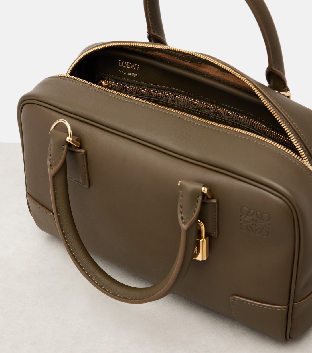 Amazona 23 leather tote bag | Loewe