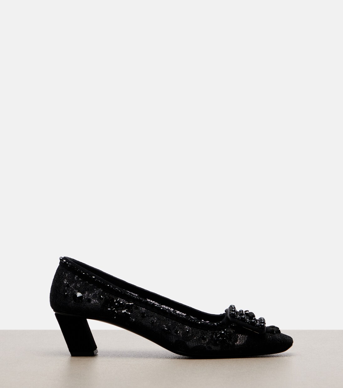 Belle Vivier embellished lace pumps | Roger Vivier