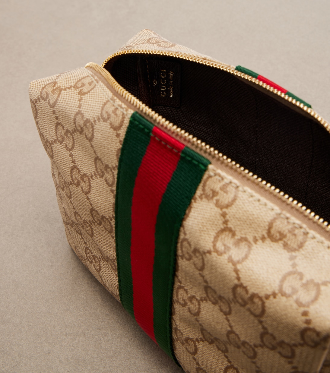 Gucci Essence Classic GG canvas makeup bag | Gucci