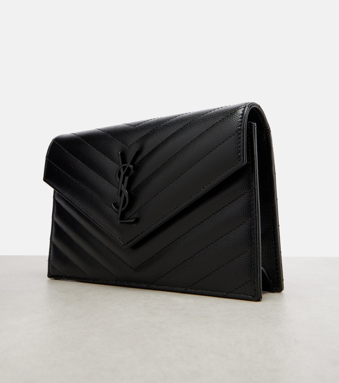 Cassandre matelassé envelope leather wallet on chain | Saint Laurent