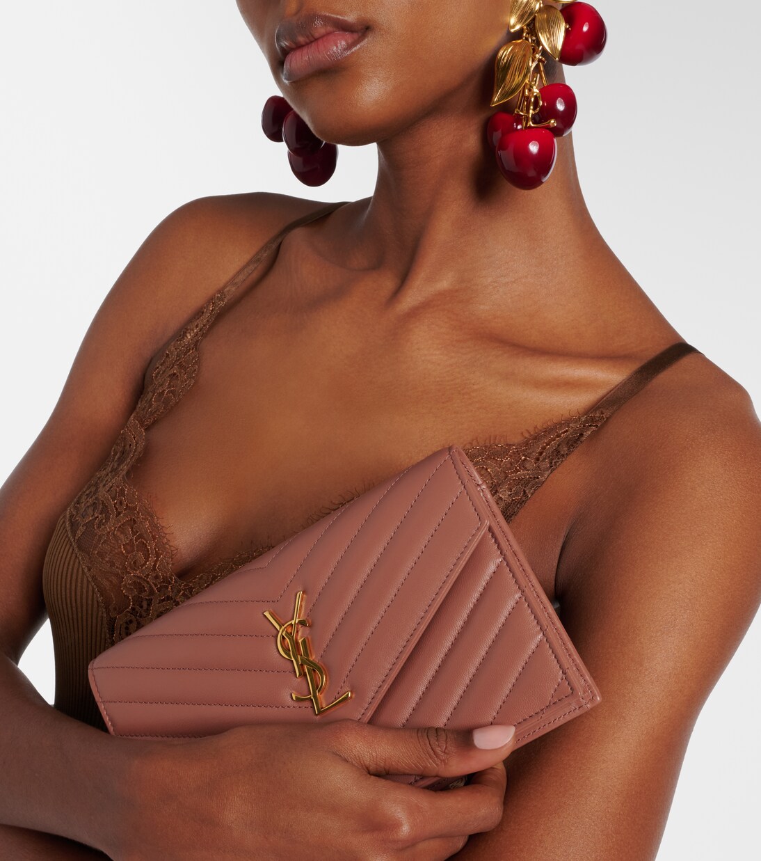 Cassandre 마틀라세 레더 체인 지갑 | Saint Laurent