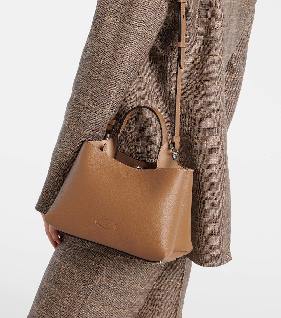 Apa Small leather shoulder bag  | Tod's