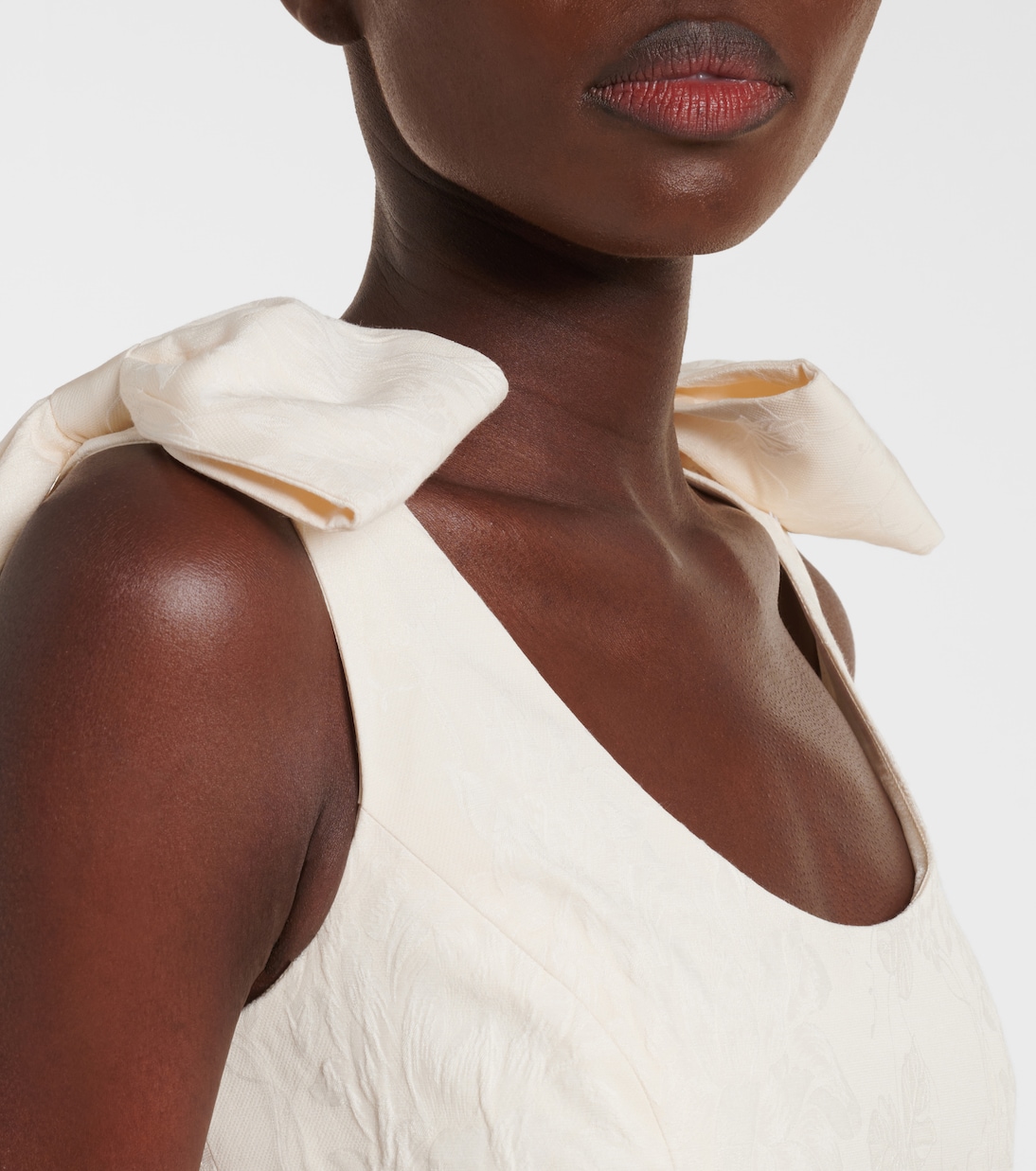 Miniabito Gita in broccato con fiocco | Markarian