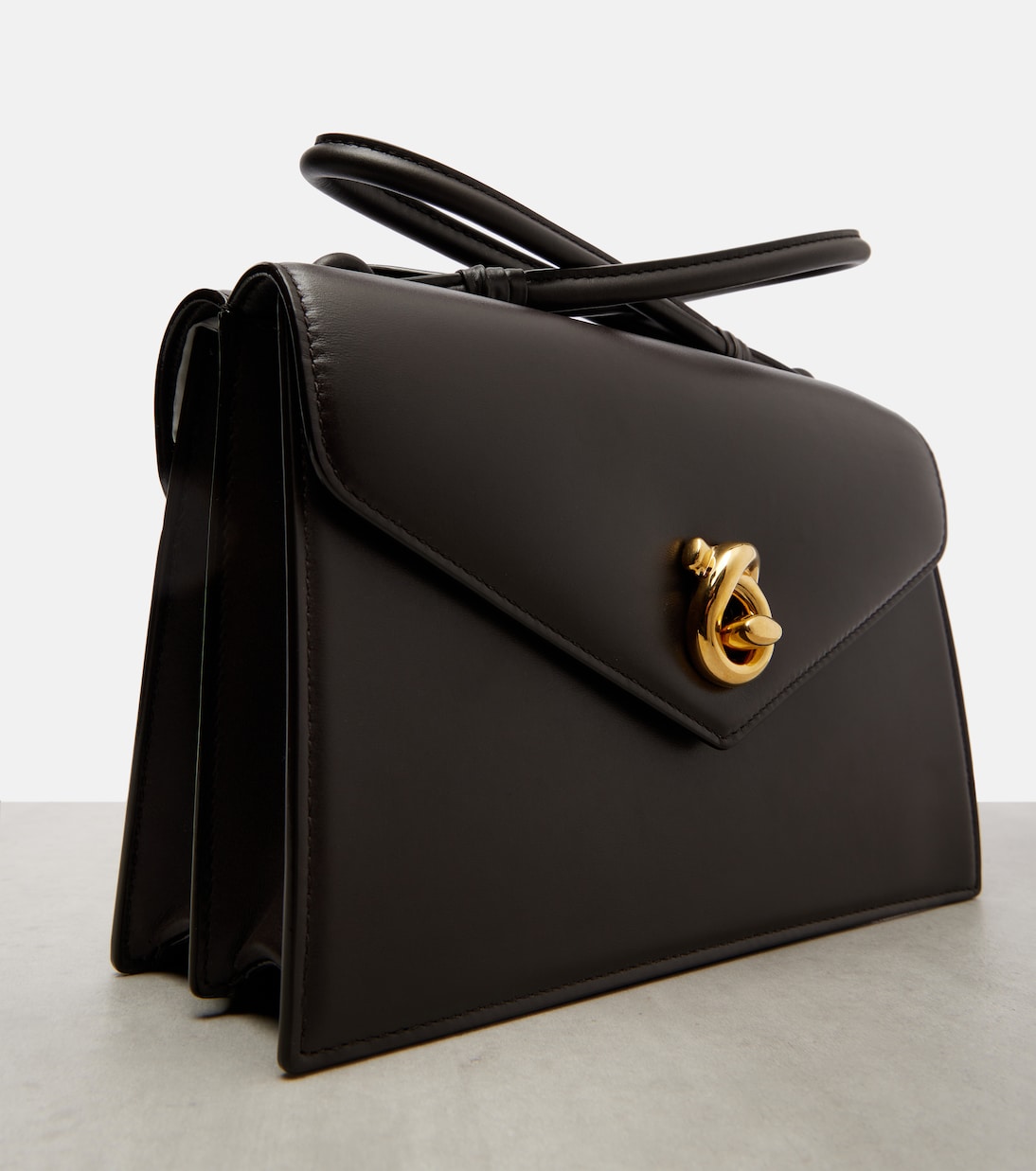 Knot Lock Small leather crossbody bag | Bottega Veneta