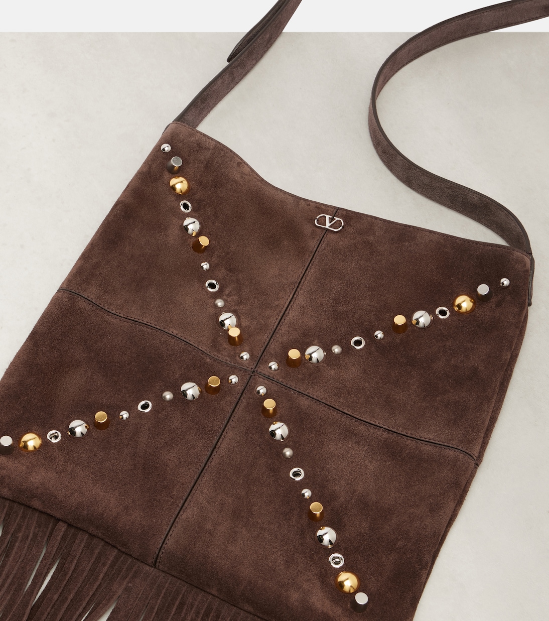 Nellcôte embellished suede shoulder bag | Valentino Garavani