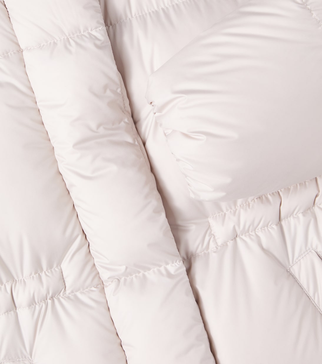 Abrigo de plumas con capucha | Il Gufo