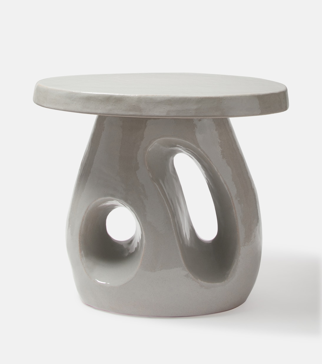 Amé 10 stoneware side table by Marie Michielssen | Serax