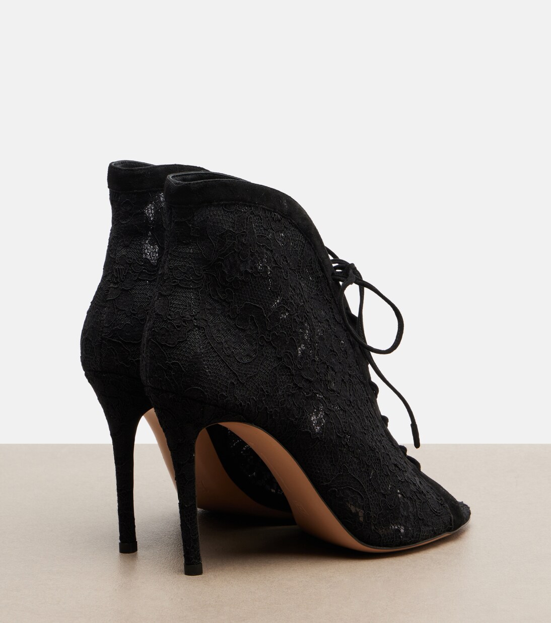 Suede-trimmed lace pumps | Gianvito Rossi