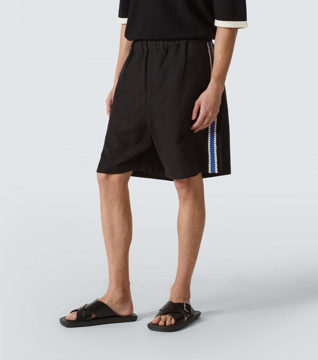 Crochet-trimmed shorts | Commas