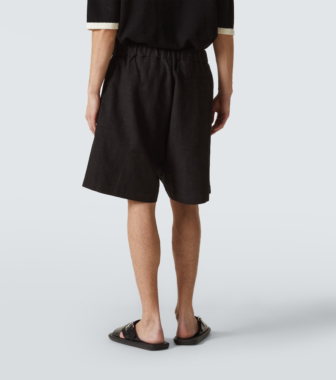 Crochet-trimmed shorts | Commas