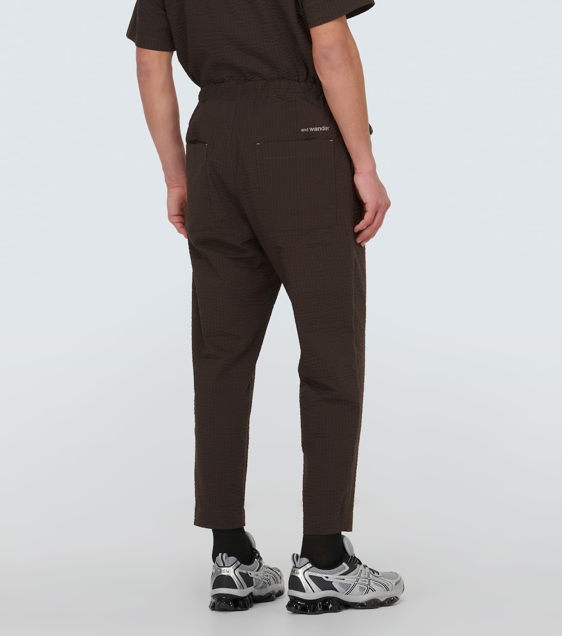 Pantaloni regular in seersucker | And Wander