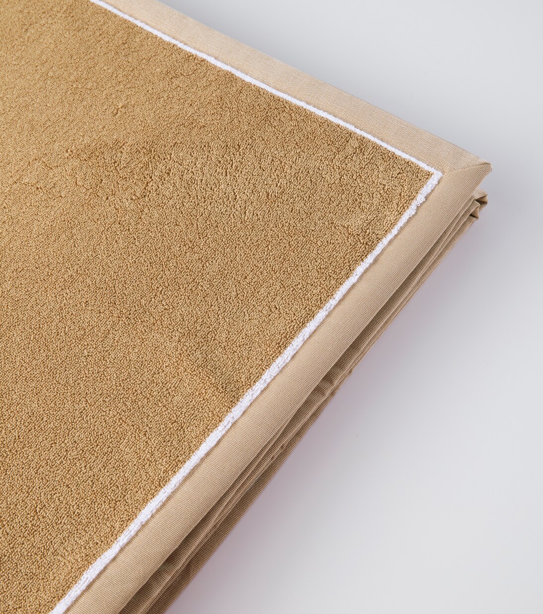 Location cotton jacquard towel | Burberry