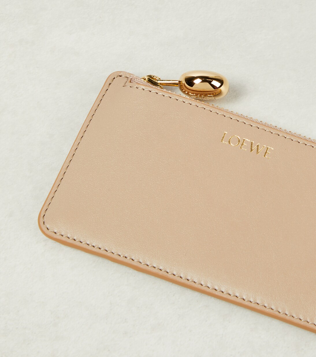 Leather card holder | Loewe