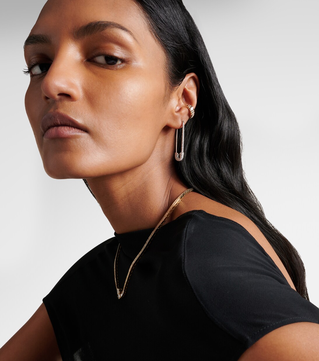 Zoe 18kt gold ear cuff with diamonds | Anita Ko