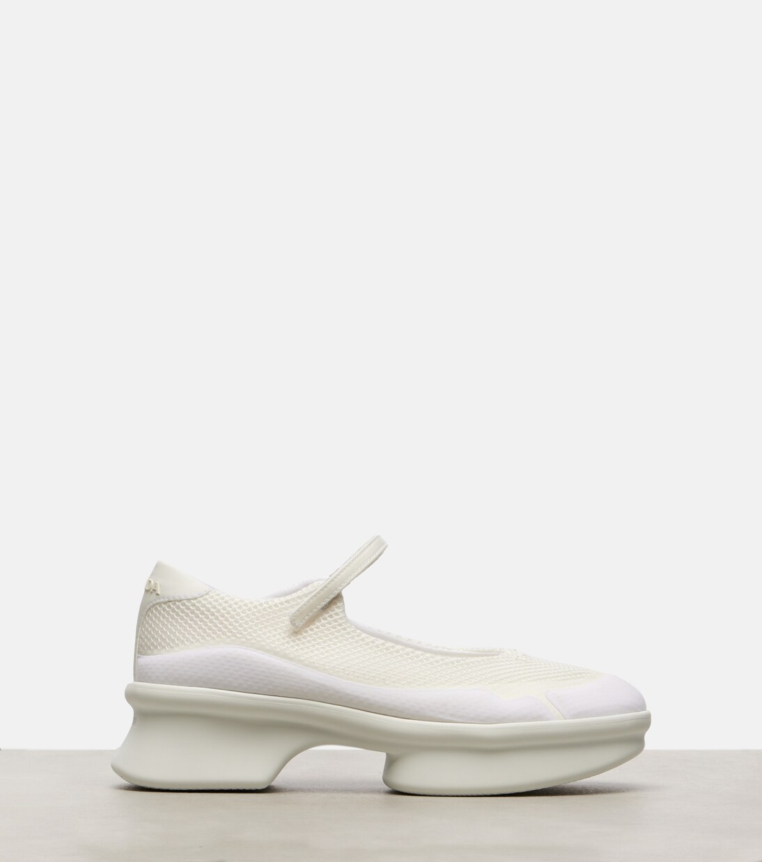 Mary-Jane-Ballerinas Wavy aus Mesh | Prada