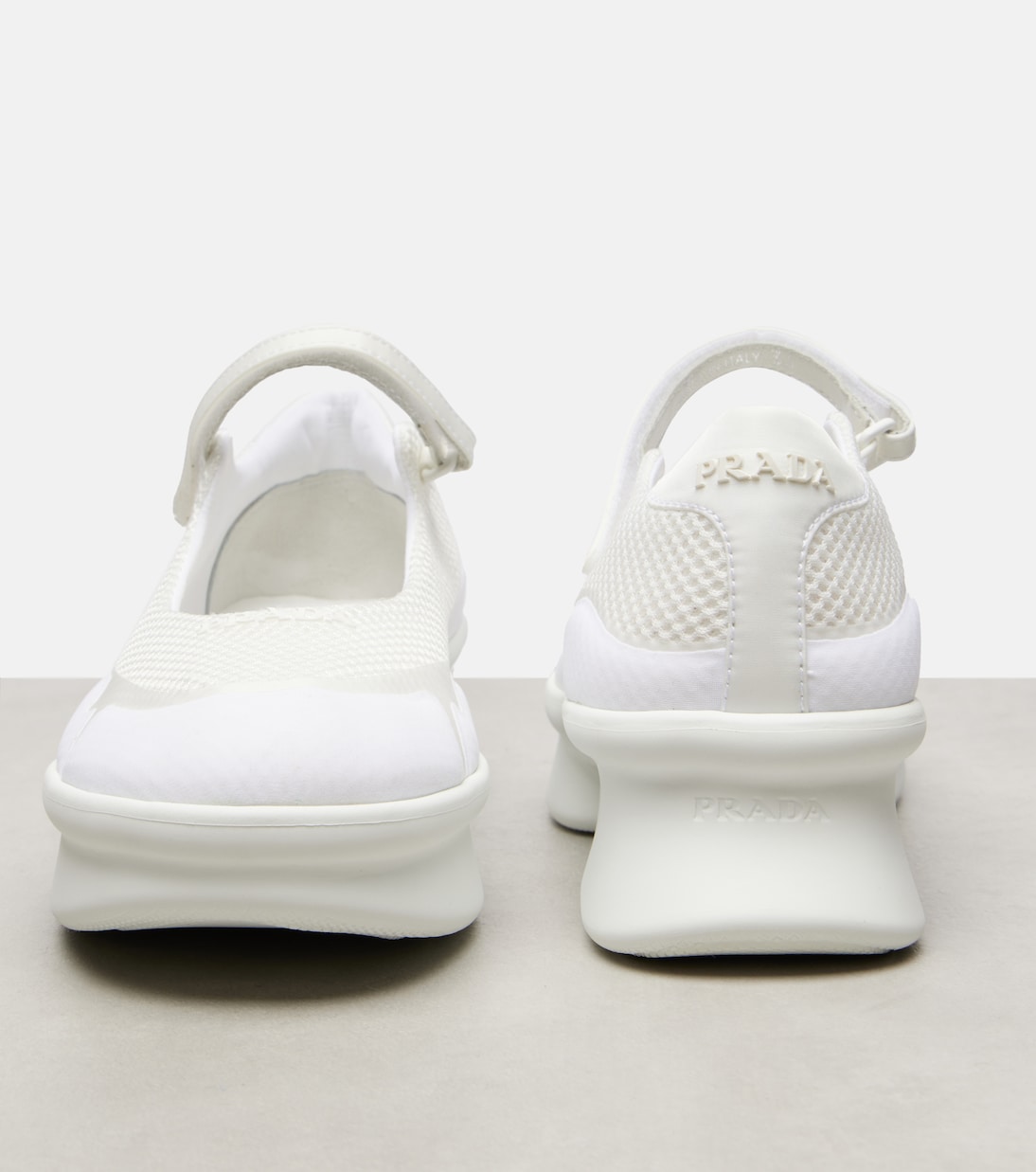 Mary-Jane-Ballerinas Wavy aus Mesh | Prada