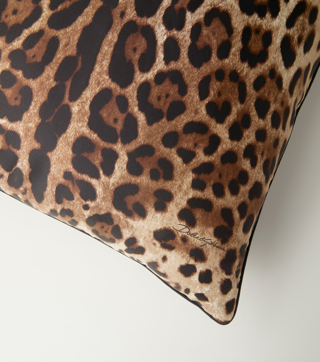 Leopardo Small silk twill cushion | Dolce&Gabbana Casa