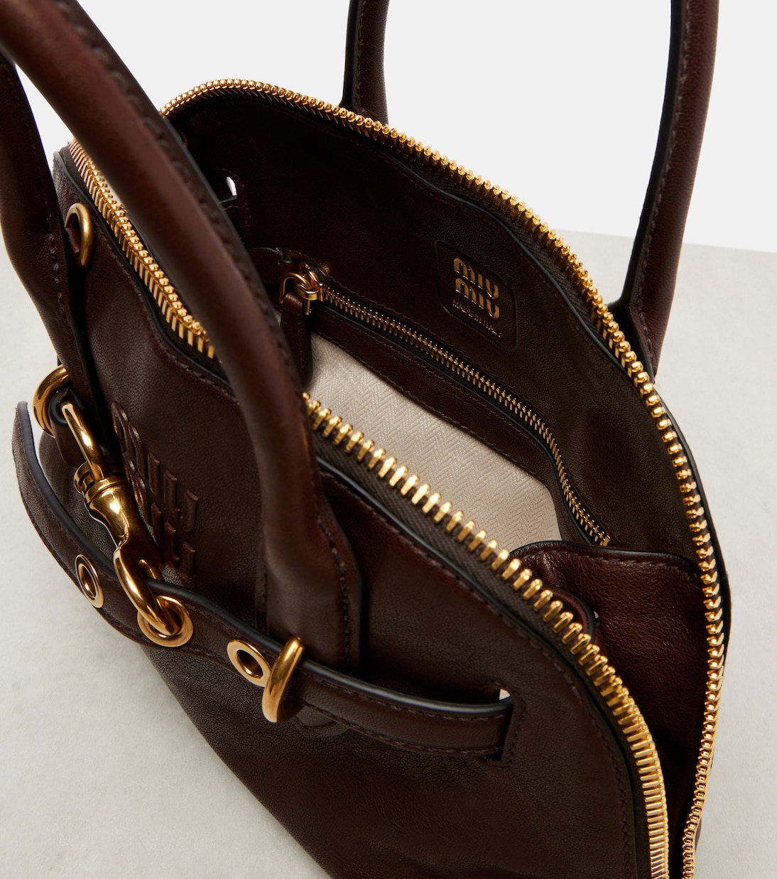Aventure leather tote bag | Miu Miu