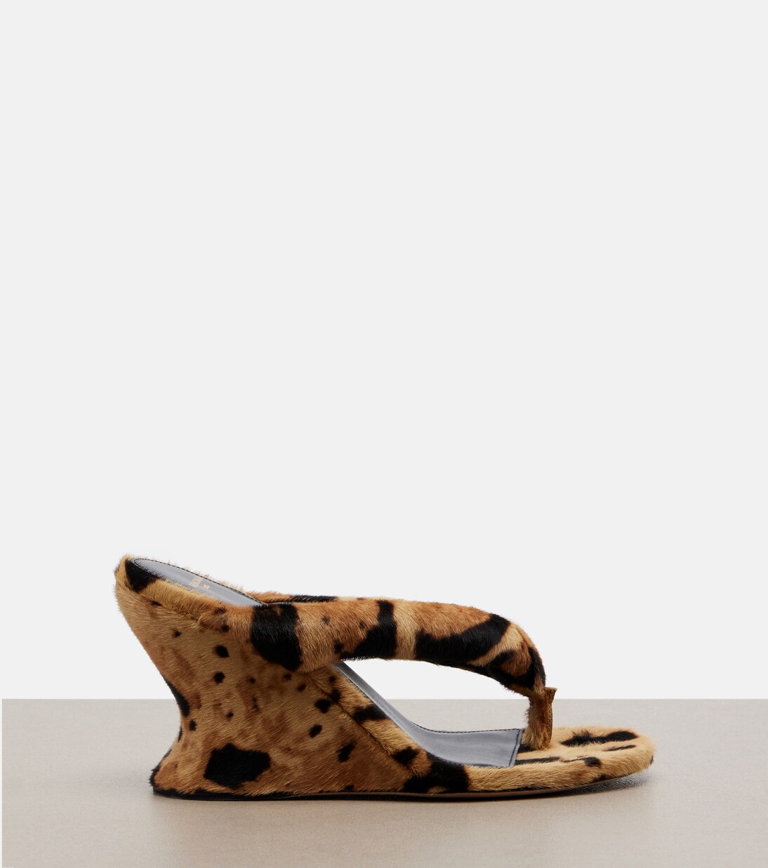 Gaeta calf hair wedge thong sandals | Balenciaga