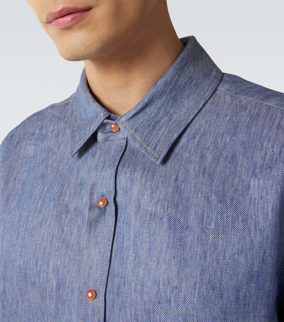 Camicia in denim di lino con corniola | God's True Cashmere