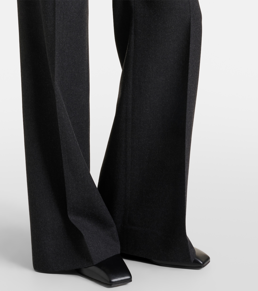 Pantalones flared Alina de lana virgen | Victoria Beckham