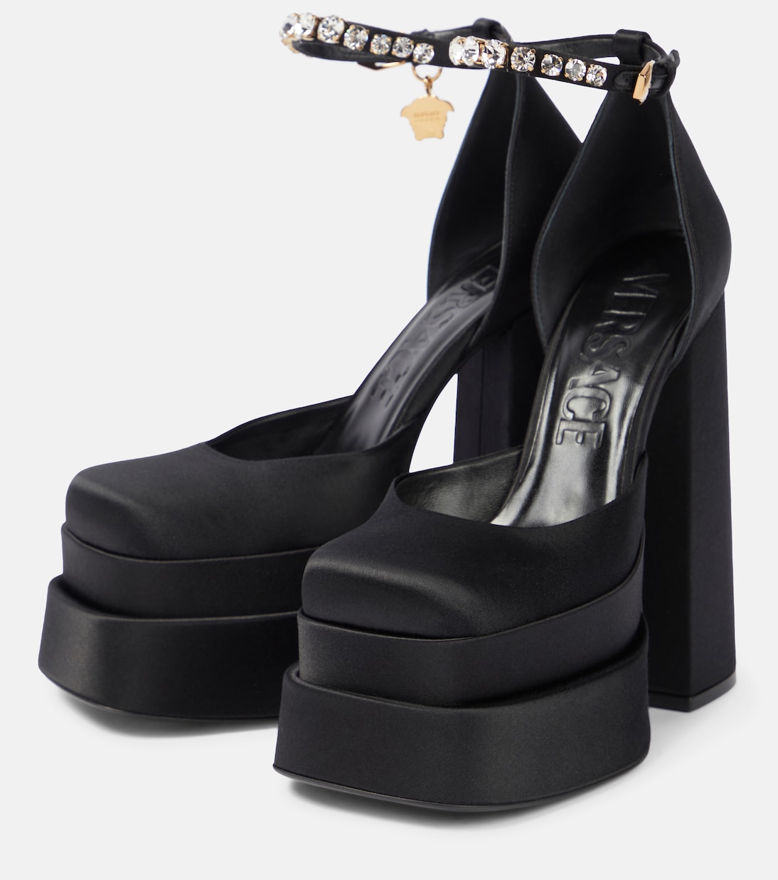 Plateau-Pumps Medusa Aevitas aus Satin | Versace