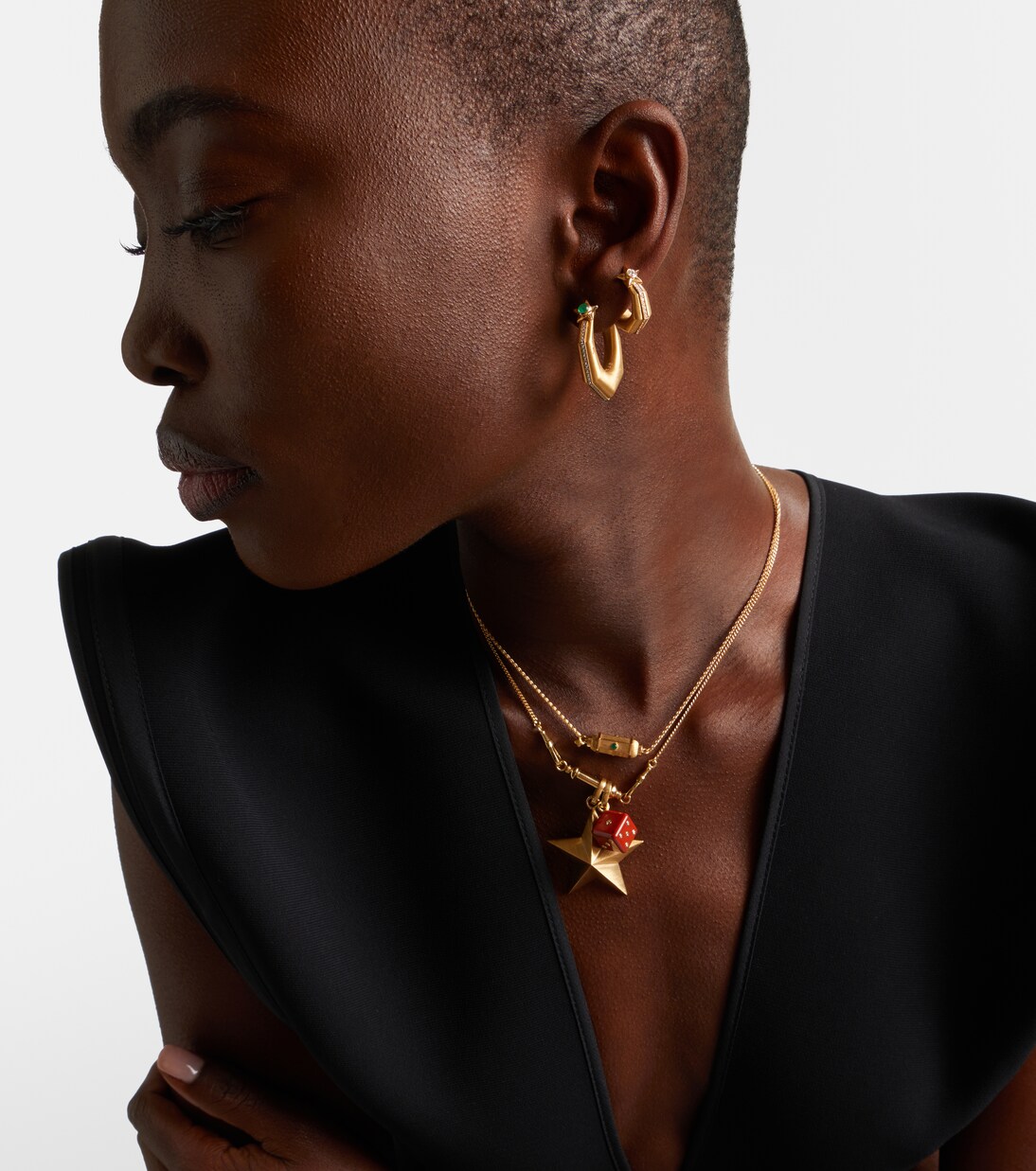 Baba Small 18kt gold single earring with diamonds | Marie Lichtenberg