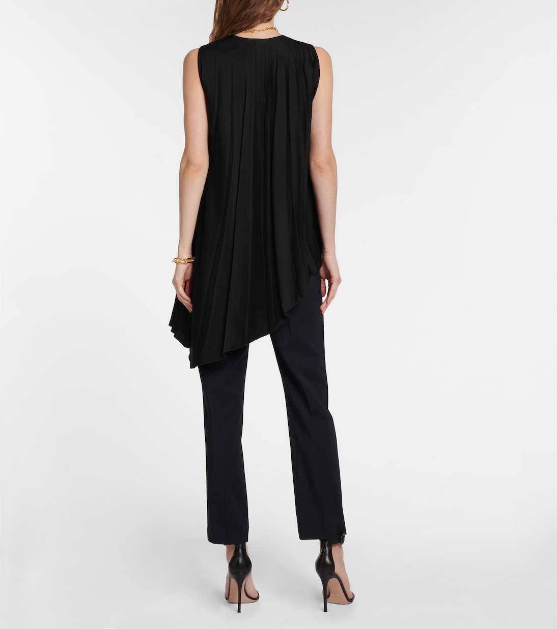 توب بليسيه غير متماثل من الساتان | Joseph