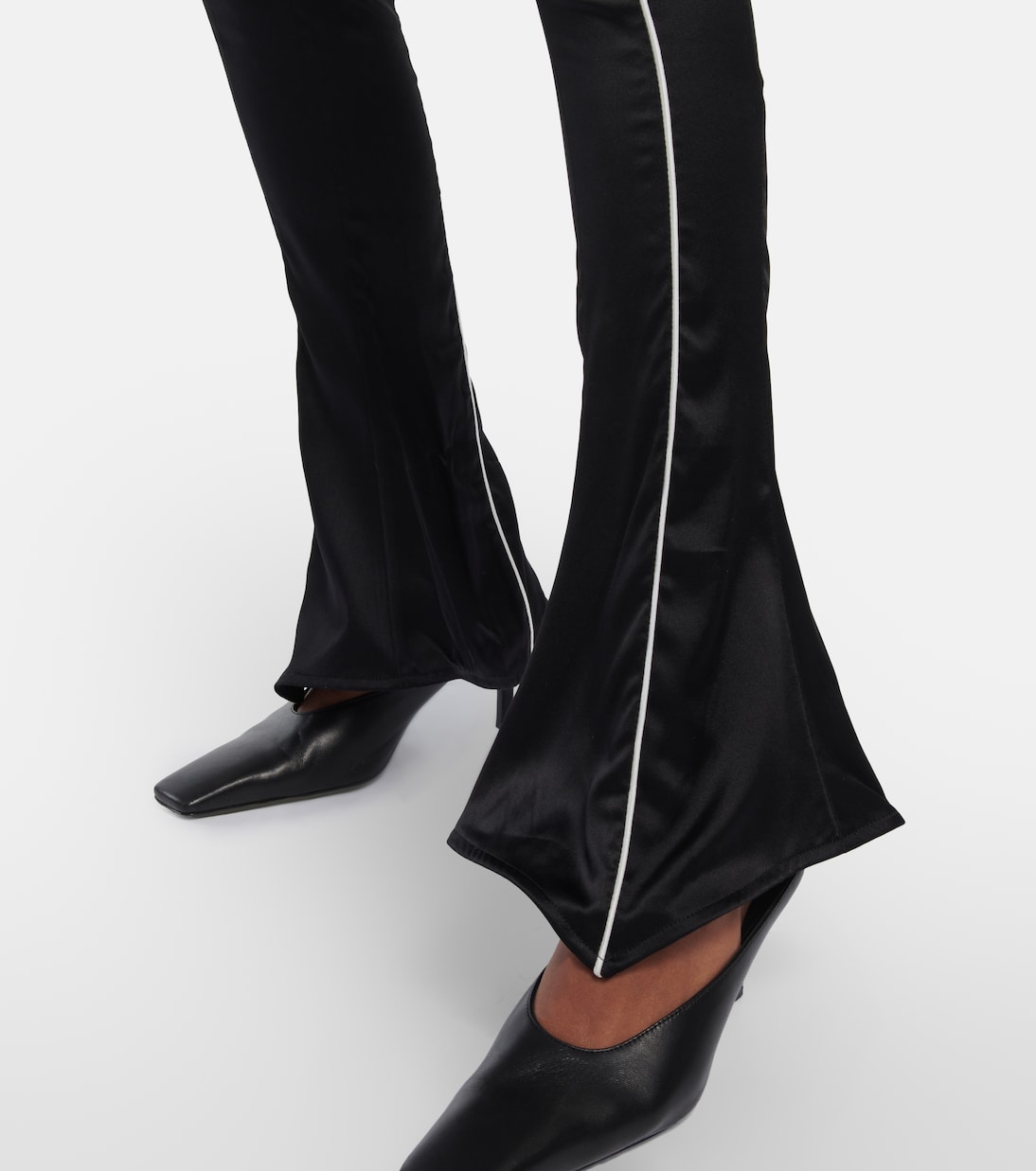 Low-Rise-Schlaghose aus Seidensatin | Didu