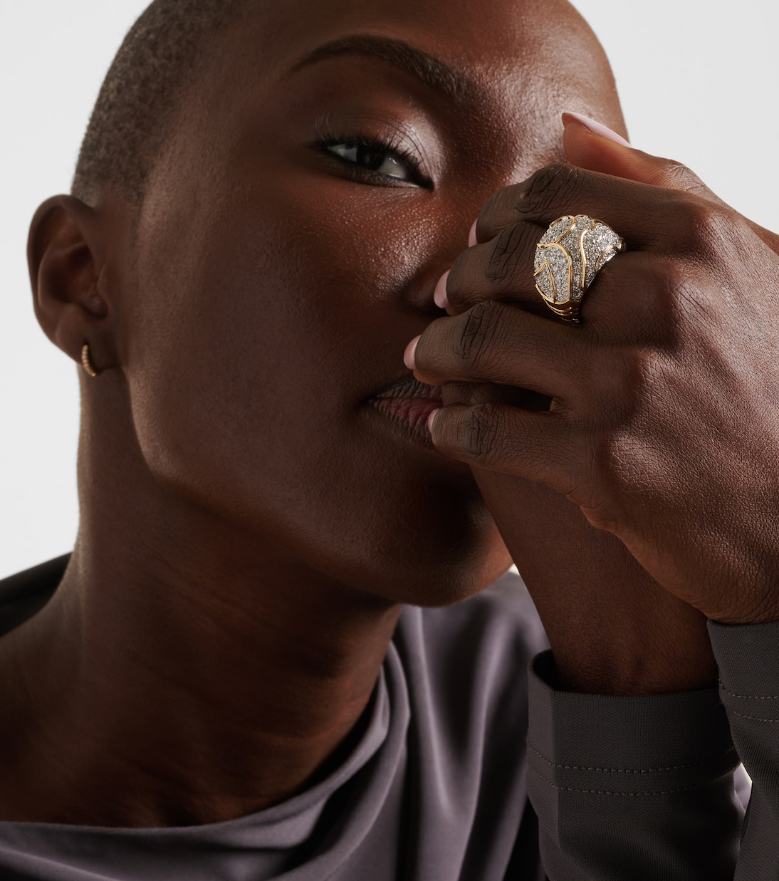 Anello Onda Bombe in oro 18kt con diamanti | Marina B